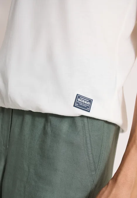 T-Shirt mit Boatneck und Wording Print vanilla white