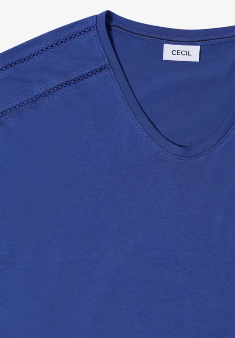Shirt met V-hals en kanten detail deep river blue Blauw T-shirt met V-hals en label 'CECIL'.