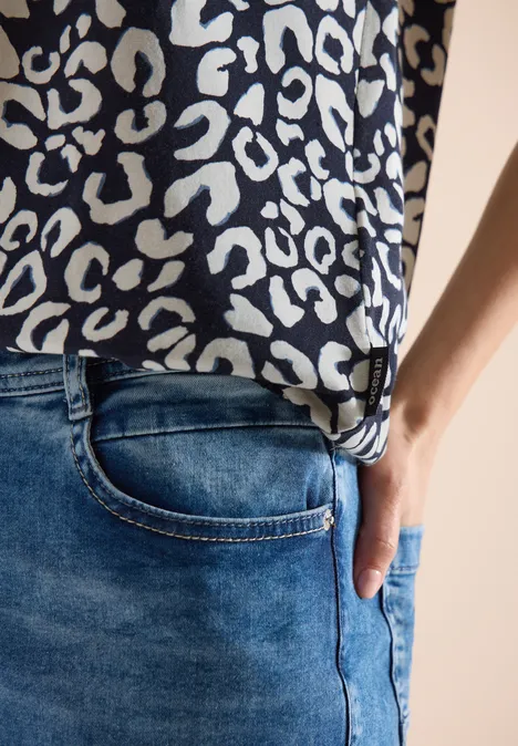 T-shirt avec détail en dentelle et imprimé léopard urban dark blue