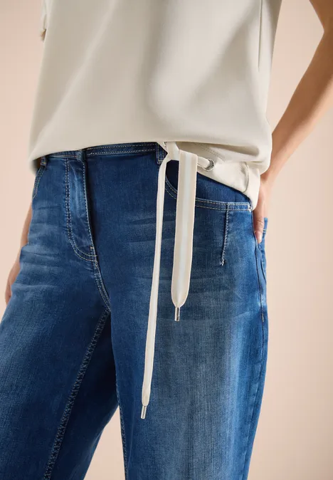 T-Shirt mit Rundhals und Raffung pearl beige