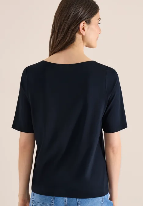 T-shirt avec boatneck et wording universal blue