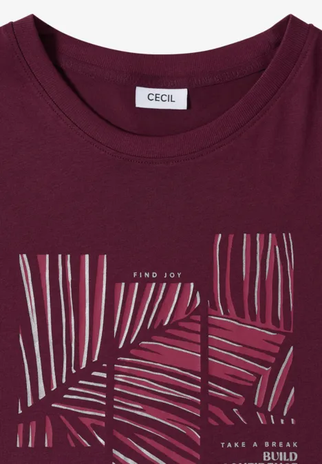 Bordeauxfarbenes T-Shirt mit minimalistischer Palmblatt-Grafik und Schriftzug Find Joy und Take a Break.