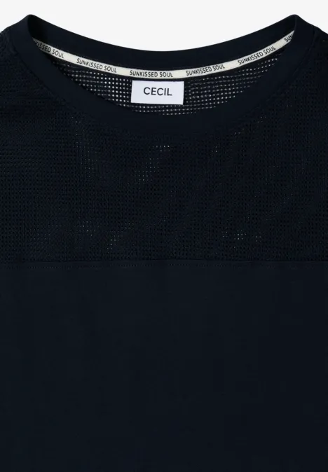 Dunkelblaues T-Shirt mit rundem Ausschnitt und transparentem Mesh-Oberteil, Markenlabel 'Cecil' im Nacken.