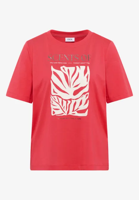 Rotes T-Shirt mit weißem, abstraktem Blatt-Print und Schriftzug "SCENTS OF" auf der Brust.