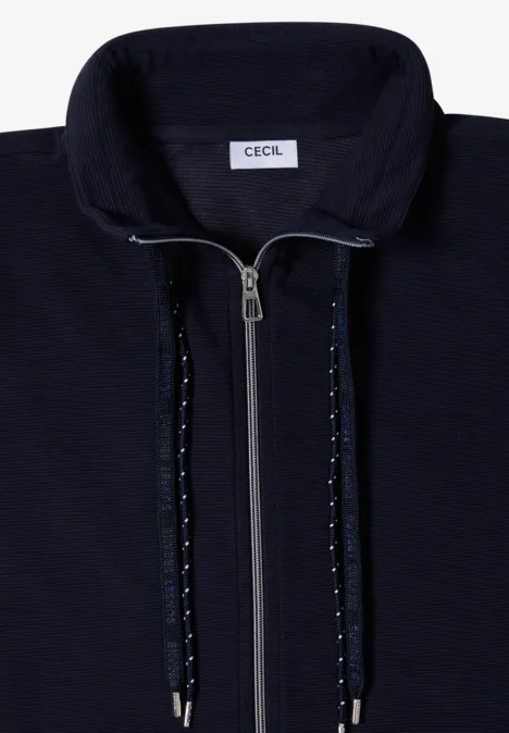 Dunkelblaue Sweatjacke mit Reißverschluss und Kordeln am Kragen, Label 'CECIL'.