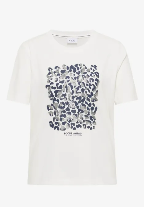 Shirt met luipaardprint en folie-details vanilla white Ein weißes T-Shirt mit blau-grauem Leopardenmuster auf der Vorderseite.