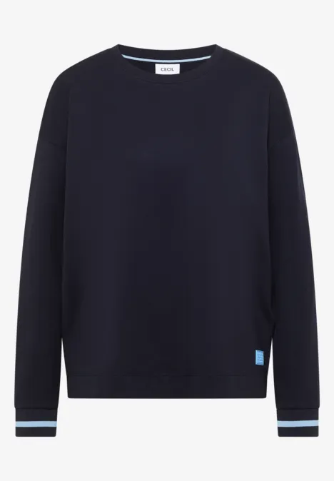 Ein schlichtes, dunkelblaues Sweatshirt mit Rundhalsausschnitt, langen Ärmeln und gestreiften Bündchen.