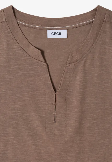 Braunes Damen-T-Shirt mit V-Ausschnitt und kurzer Knopfleiste, Marke CECIL.