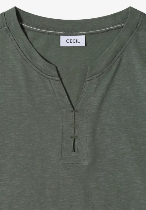 Olivgrünes Henley-Shirt mit Knopfleiste und Rundhals-Ausschnitt von Cecil.