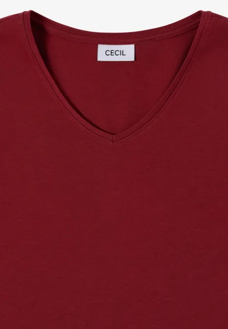Langarm Shirt in Unifarbe mit V-Neck russet red Ein rotes T-Shirt mit V-Ausschnitt und CECIL-Label.