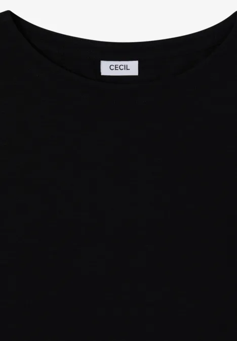 Czarny t-shirt z okrągłym dekoltem i metką CECIL na kołnierzu.