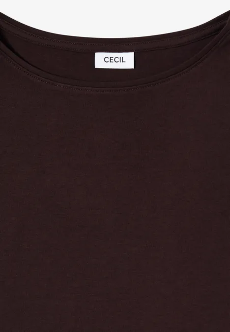 Langarm Shirt mit U-Boot-Ausschnitt truffle brown Dunkelbraunes T-Shirt mit Rundhalsausschnitt und weißem Markenlabel 'CECIL' im Nacken.