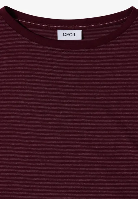 T-shirt à manches longues bordeaux à rayures avec encolure ronde de Cecil.