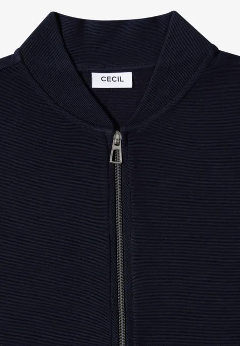 Ottoman Blouson in Unifarbe urban dark blue Dunkelblauer Reißverschluss-Pullover mit Stehkragen und CECIL-Label.