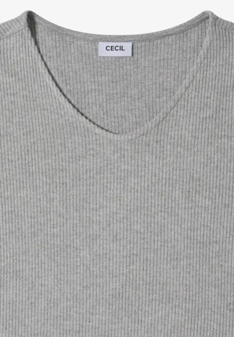 Gefalteter, grauer, gerippter Strickpullover mit V-Ausschnitt und CECIL-Label.
