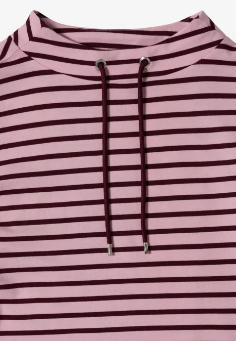 Rosa Hoodie mit dunklen Querstreifen und Kordeln