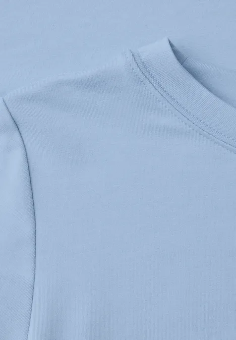 Langarm Shirt mit Tunnelzug am Saum cosmopolitan blue Nahaufnahme eines hellblauen Rundhals-T-Shirts aus Baumwolle