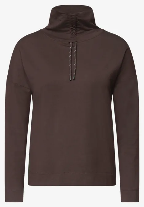 Langarm Shirt mit Rollkragen und Tunnelzug truffle brown Braunes Langarm-Sweatshirt mit hohem Stehkragen und kurzem Reißverschluss.