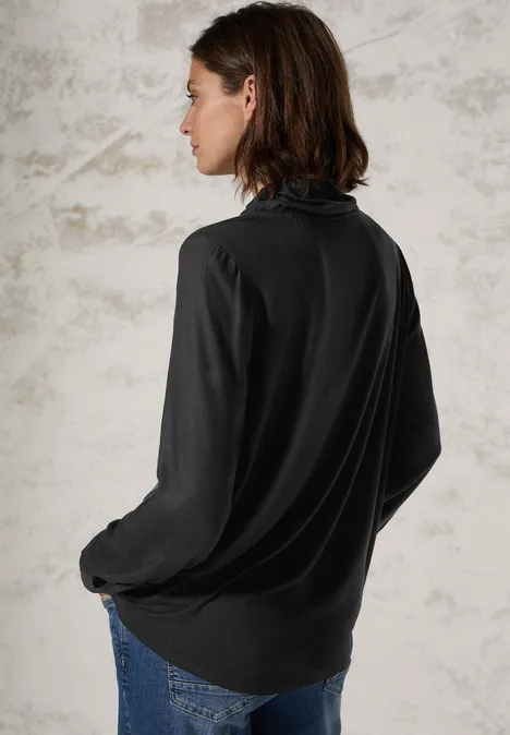 Bluse mit Schalkragen Black