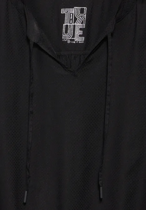 Bluse mit elastischem Saum Black