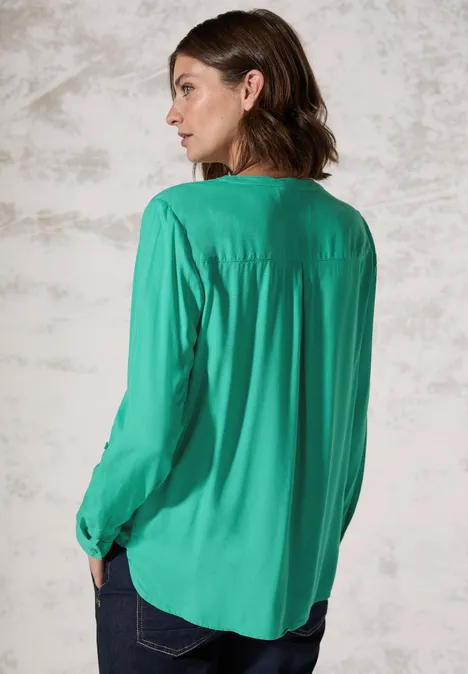 Bluse in Unifarbe aventurine green