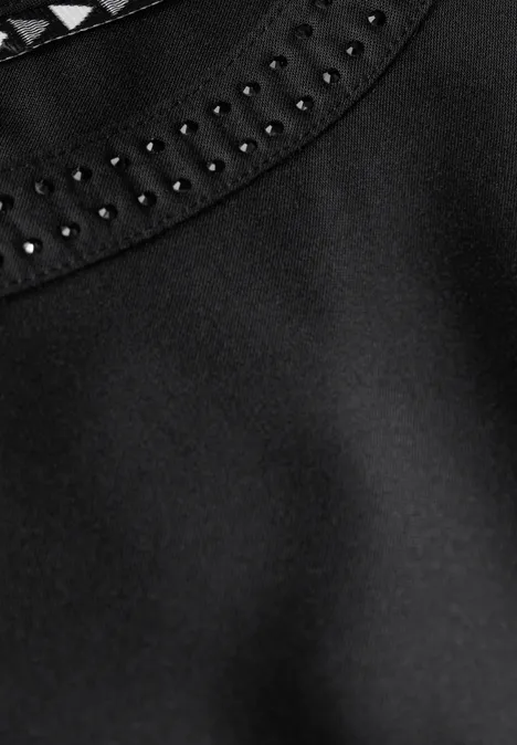 Bluse mit Schmucksteinen Black