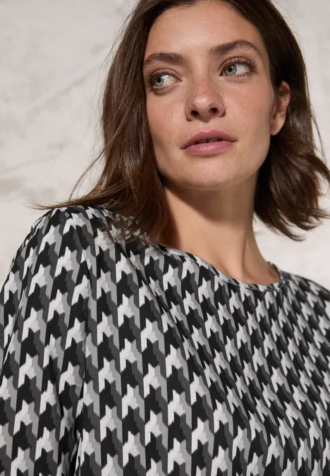 Bluse mit grafischem Print Black