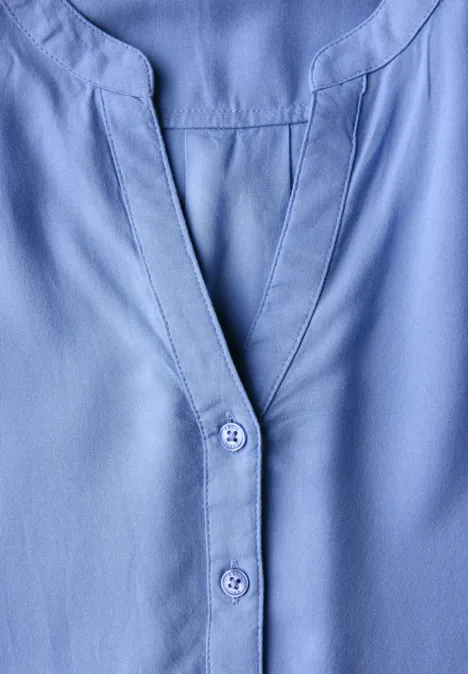 Bluse in Unifarbe aster blue