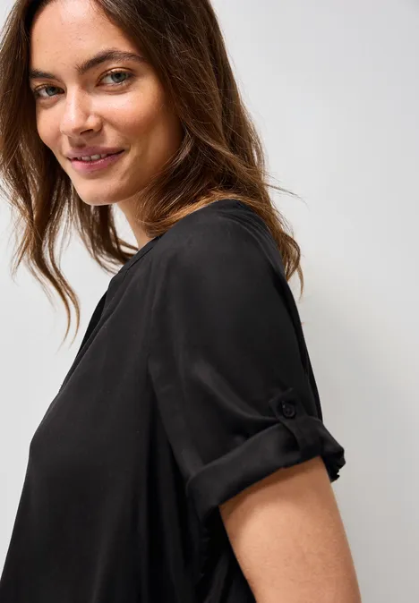 Split Neck Viskose-Bluse Black