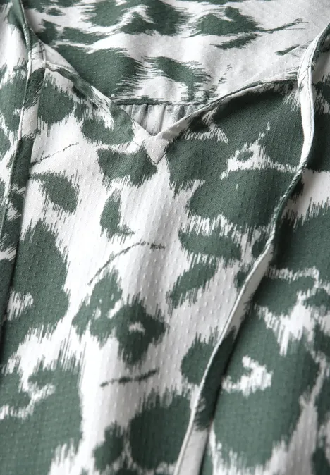 Gemusterte Bluse dark balmy khaki