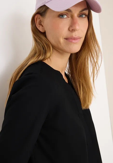 Split Neck Bluse Black