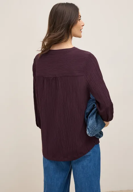 Strukturbluse in Unifarbe mulberry red