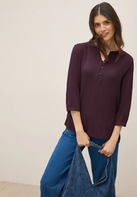 Strukturbluse in Unifarbe mulberry red