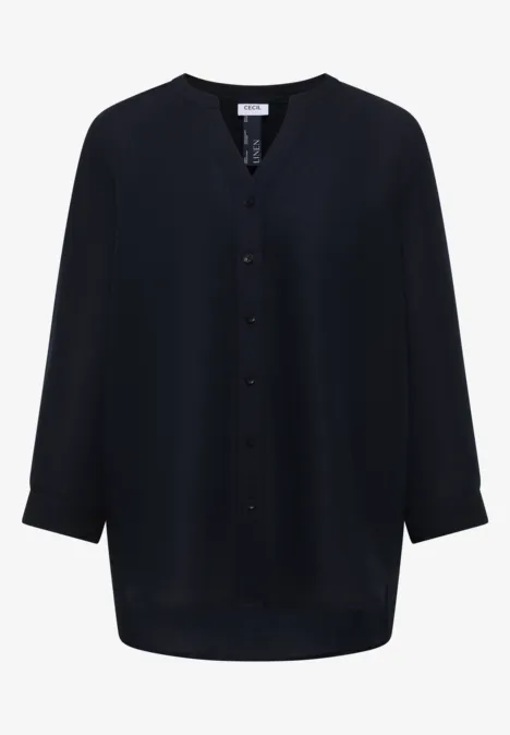 Schwarze, locker sitzende Bluse mit V-Ausschnitt, durchgehender Knopfleiste, 3/4-Ärmeln und abgerundetem Saum.