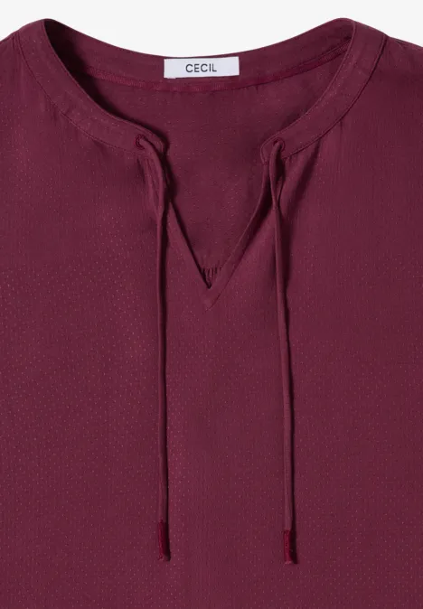 3/4-mouwen blouse met gespleten hals sweet grape red 3/4-mouwen blouse met gespleten hals sweet grape red