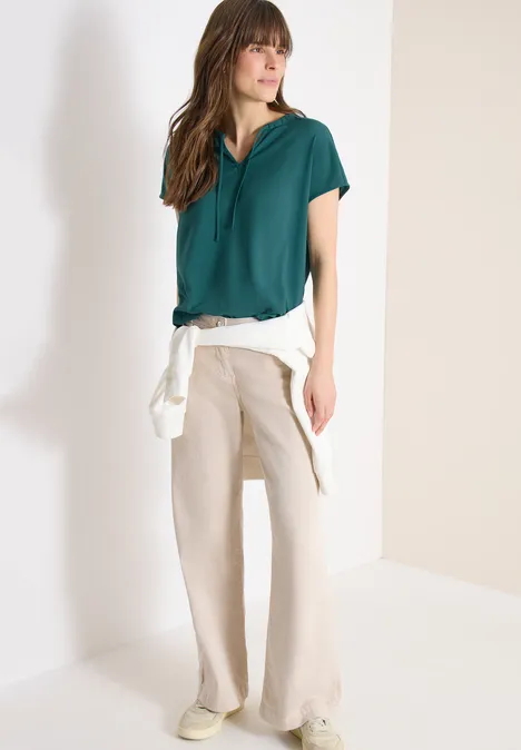 Blouse à manches courtes avec mélange de structures jungle green