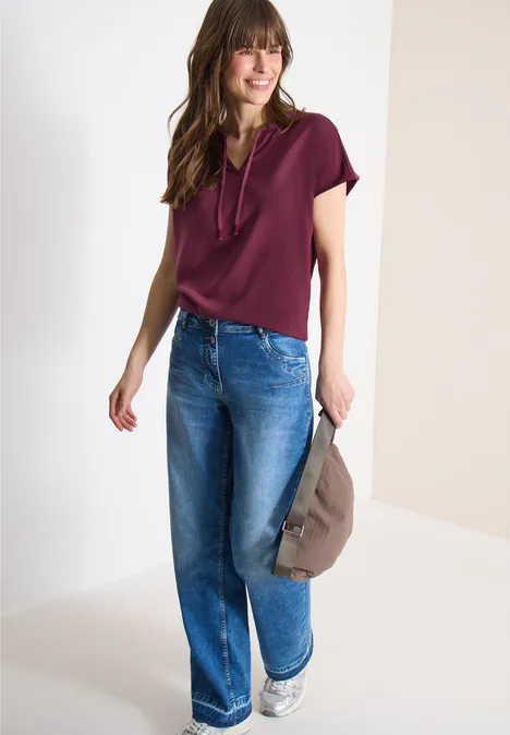 Blouse à manches courtes avec mélange de structures sweet grape red