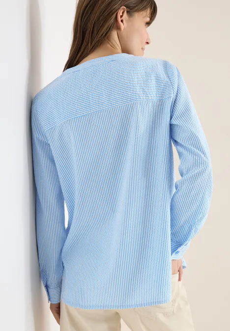 Gestreepte seersucker blouse cloud blue Gestreepte seersucker blouse cloud blue