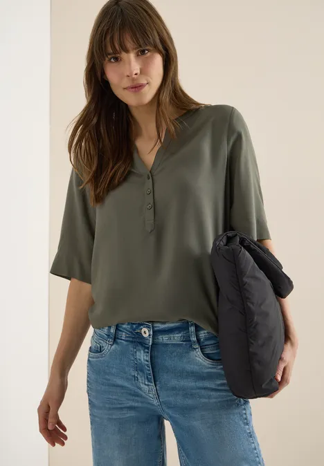 Blouse avec col fendu et ourlet élastique khaki Blouse avec col fendu et ourlet élastique khaki