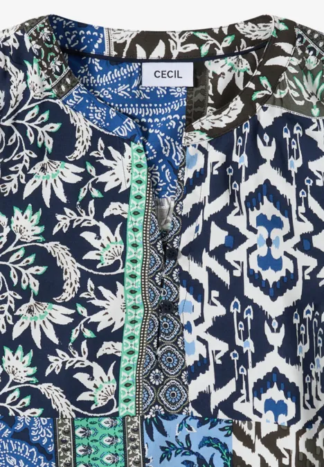 Damenbluse mit Patchwork-Print in Blau, Grün, Weiß und Schwarz