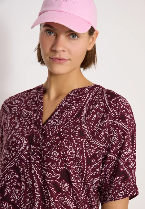 Kurzarm Bluse mit Paisley Print sweet grape red Kurzarm Bluse mit Paisley Print sweet grape red