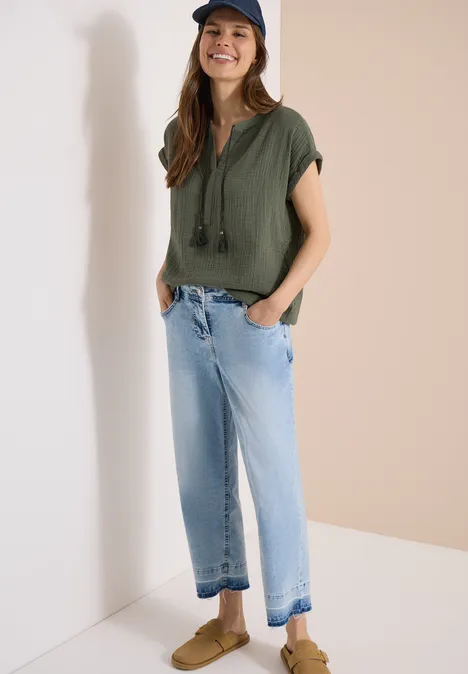 Blouse à col fendu en mousseline de soie khaki