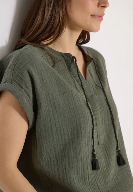 Blouse à col fendu en mousseline de soie khaki