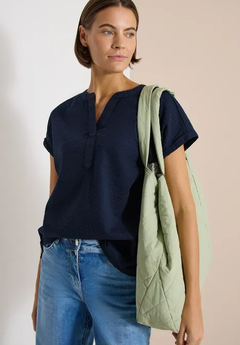 Dropped Shoulder Bluse in Seersuckerqualität universal blue