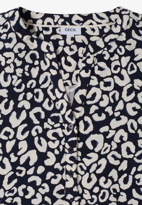 Bluse mit Split Neck und mit Leo-Muster urban dark blue Bluse mit Split Neck und mit Leo-Muster urban dark blue