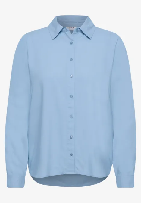 Lichtblauwe blouse met kraag, knoopsluiting en lange mouwen