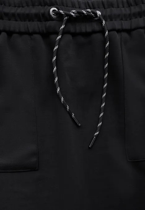 Silk-touch Midi-Rock Black
