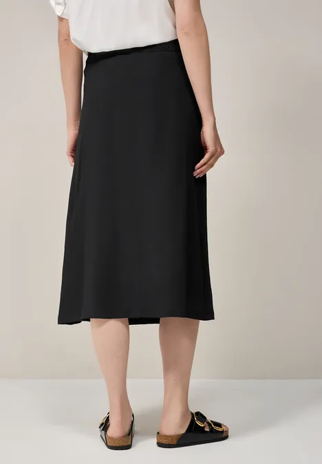 Crepe Rock in A-Linie Black