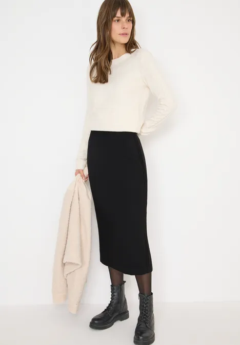 Rock mit Strukturdetails Black