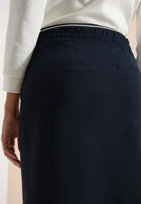 Jupe longueur genou avec détail de rayures universal blue